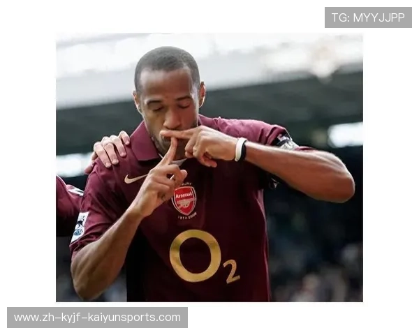 英超现役身高超过185cm的球员名单与场上优势探讨